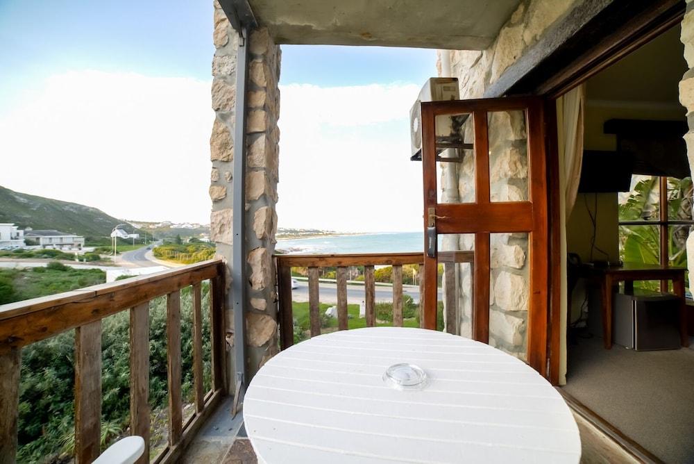 Agulhas Country Lodge מראה חיצוני תמונה